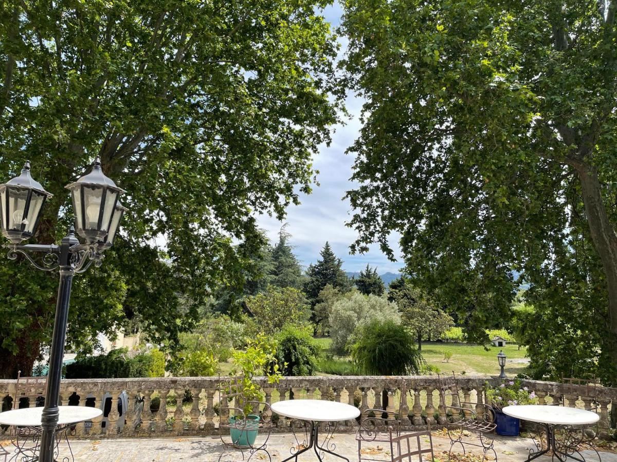 Le Mogador Chateau Du Martinet Violes Экстерьер фото